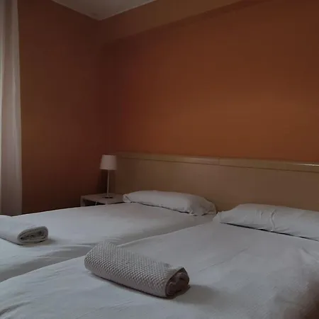 Zona Tetuan Puertochico Apartment *