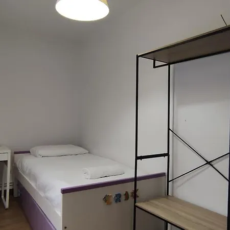 Zona Tetuan Puertochico Apartment